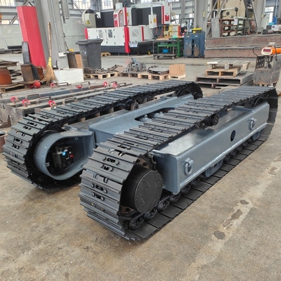 掘削リグとクラッシャーのためのカスタマイズされた8T鋼クローラートラックゴムトラックシャーシ